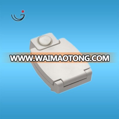 IP44 Mirror cabinet socket with switch